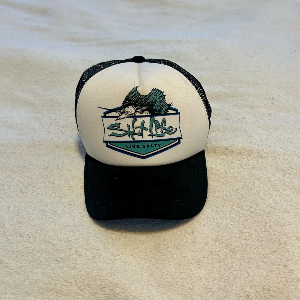 Salt Life Black and White Cap with Fish Design